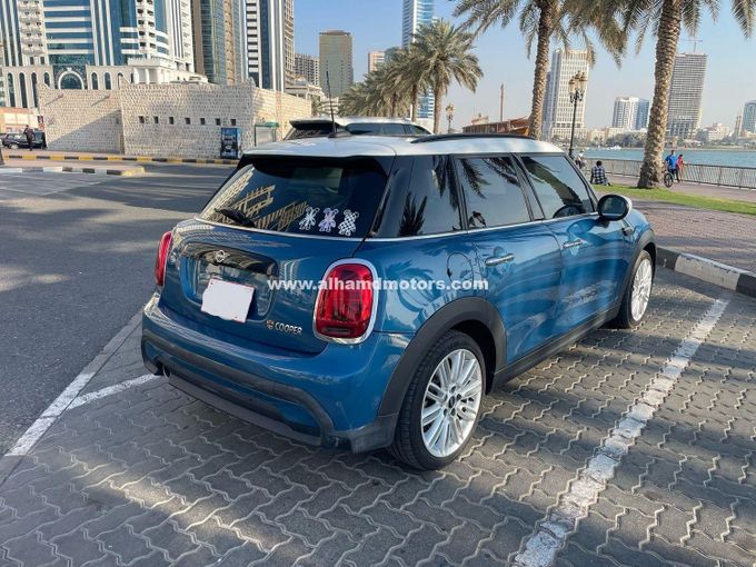 Used MINI Hatch Cooper III (F55/F56) Facelift 2, 1.5 l, 2022 in Dubai by Alhamd Motors, Blue color. Other | AUTO.AE