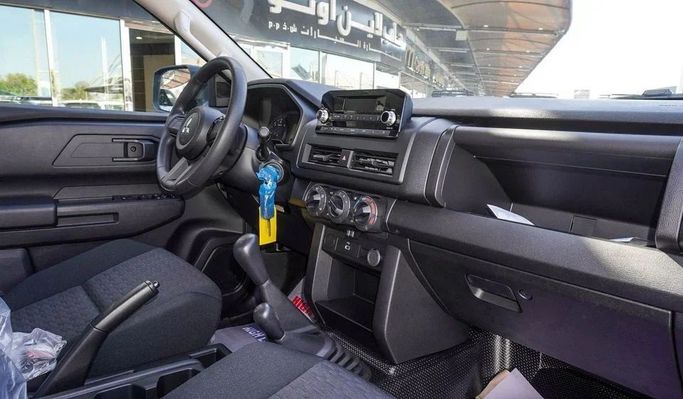 جديدة Mitsubishi L200 سادساً, 2.4 l, 2025 في في دبي من High Line Auto، اللون أسود. أخرى | AUTO.AE
