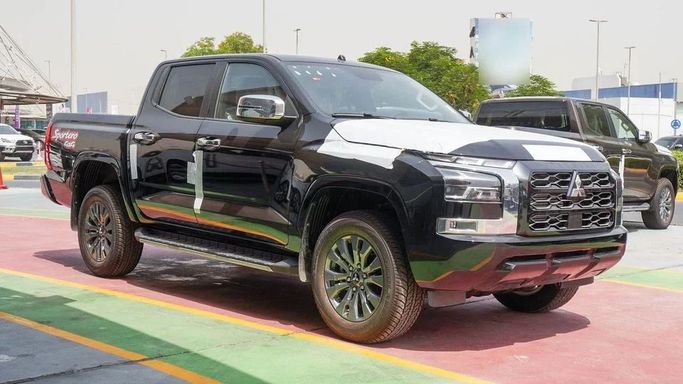 Новый Mitsubishi L200 VI, 2.4 л, 2025 в Дубае от High Line Auto Черный цвет. Other | AUTO.AE