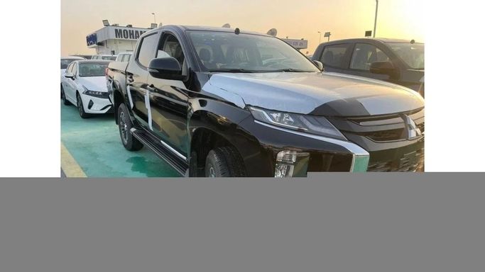 New Mitsubishi L200 V Facelift, 2.4 l, 2023 in Dubai by Mohamed Hakim Motors, Black color. Other | AUTO.AE