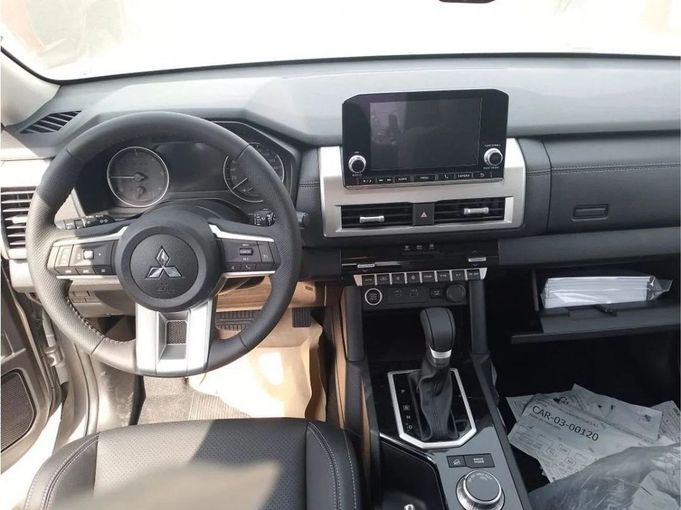 New Mitsubishi L200 VI, 2.4 l, 2024 in Dubai by Mohamed Hakim Motors, Silver color. Other | AUTO.AE