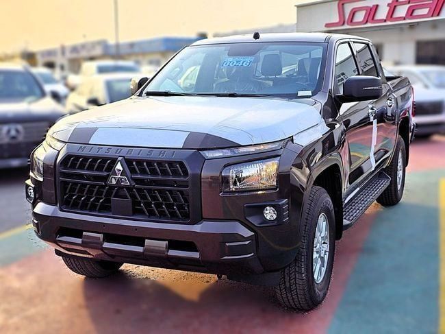 New Mitsubishi L200 VI, 2.4 l, 2025 in Dubai by Soltan Auto, Brown color. Other | AUTO.AE