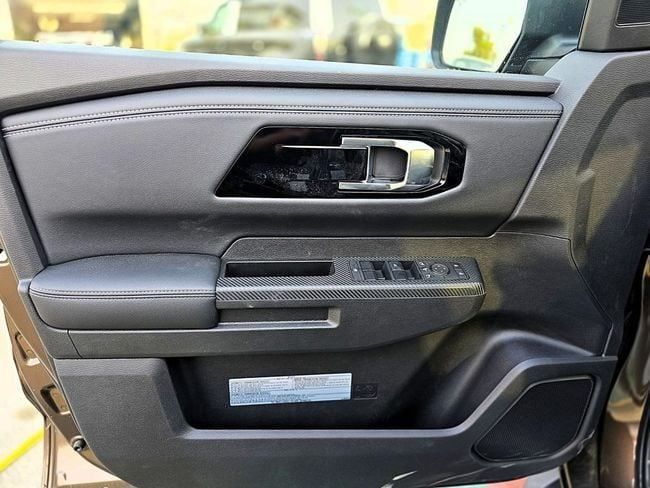 New Mitsubishi L200 VI, 2.4 l, 2025 in Dubai by Soltan Auto, Brown color. Other | AUTO.AE