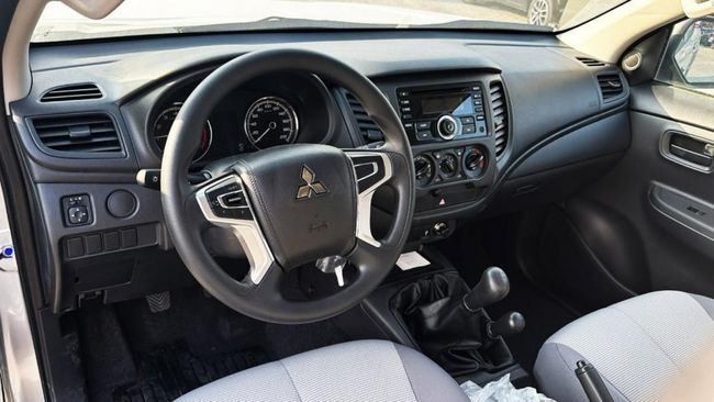 Новый Mitsubishi L200 V Рестайлинг, 2.4 л, 2023 в Дубае от Falcons GT Motors FZCO Серебристый цвет. Other | AUTO.AE