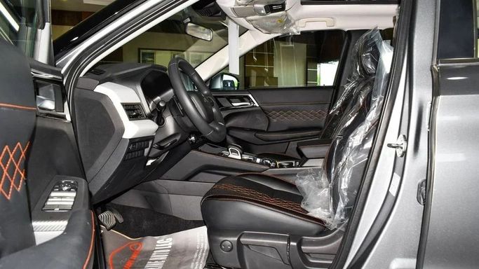 جديدة Mitsubishi Outlander IV, 2.5 l, 2024 في في دبي من High Line Auto، اللون فضي. مواصفات الخليج | AUTO.AE