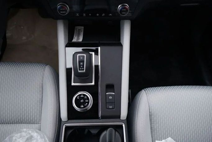 جديدة Mitsubishi Outlander IV, 2.5 l, 2023 في في دبي من High Line Auto، اللون أسود. مواصفات الخليج | AUTO.AE
