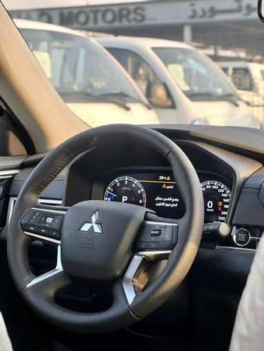New Mitsubishi Outlander IV, 2.5 l, 2021 in Dubai by ANDIAMO MOTORS FZE, White color. GCC Specs | AUTO.AE