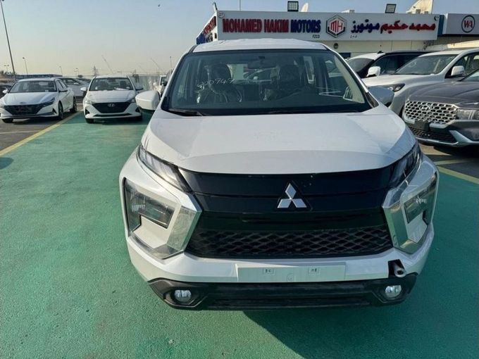 New Mitsubishi Xpander I, 1.5 l, 2024 in Dubai by Mohamed Hakim Motors, White color. GCC Specs | AUTO.AE