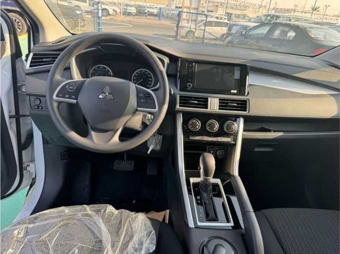New Mitsubishi Xpander I, 1.5 l, 2024 in Dubai by Mohamed Hakim Motors, White color. GCC Specs | AUTO.AE