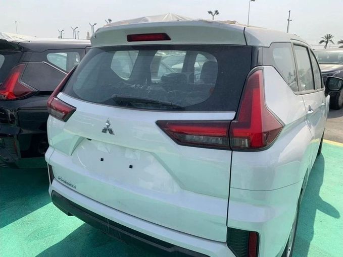 New Mitsubishi Xpander I Facelift, 1.5 l, 2024 in Dubai by Mohamed Hakim Motors, White color. GCC Specs | AUTO.AE