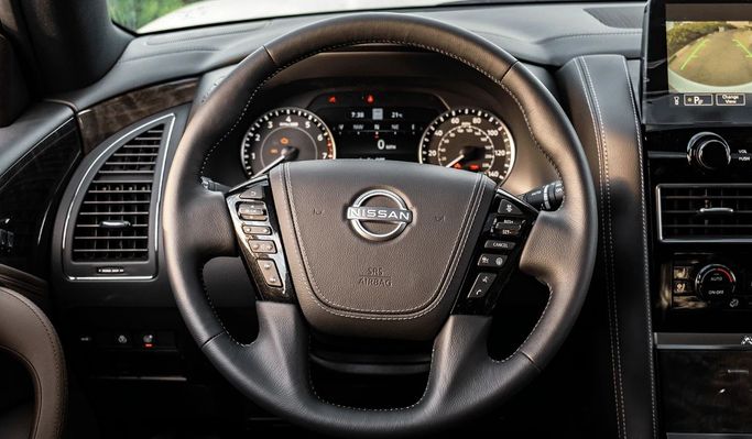 New Nissan Armada II Facelift, 5.6 l, 2024 in Dubai by Altass Motors, Brown color.  | AUTO.AE