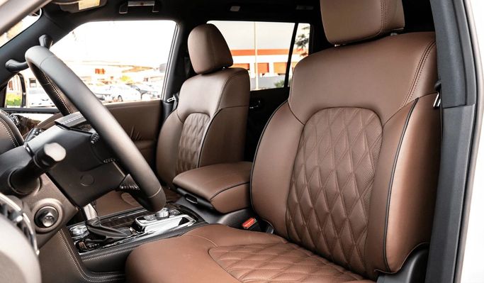 New Nissan Armada II Facelift, 5.6 l, 2024 in Dubai by Altass Motors, White color. American Specs | AUTO.AE