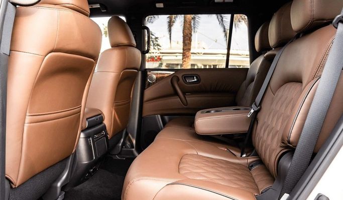New Nissan Armada II Facelift, 5.6 l, 2024 in Dubai by Altass Motors, White color. American Specs | AUTO.AE