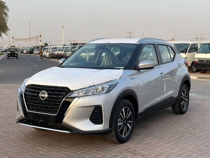 New Nissan Kicks I Facelift, 1.6 l, 2024 in Dubai by Mohamed Hakim Motors, White color. GCC Specs | AUTO.AE