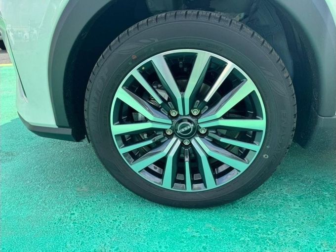 New Nissan Kicks I Facelift, 1.6 l, 2023 in Dubai by Mohamed Hakim Motors, White color. Other | AUTO.AE