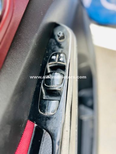 Подержанный Nissan Navara (Frontier) IV (D23), 2.5 л, 2016 в Дубае от Alhamd Motors Белый цвет. GCC | AUTO.AE