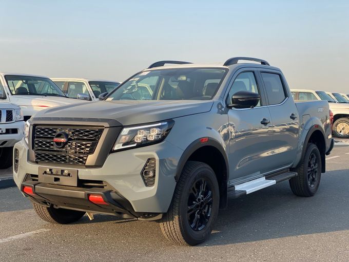 Новый Nissan Navara (Frontier) IV (D23), 2.5 л, 2025 в Дубае от MENAMOTORS Серый цвет. Other | AUTO.AE