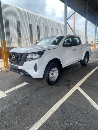 New Nissan Navara (Frontier) IV (D23), 2.5 l, 2025 in Dubai by MENAMOTORS, White color. Other | AUTO.AE