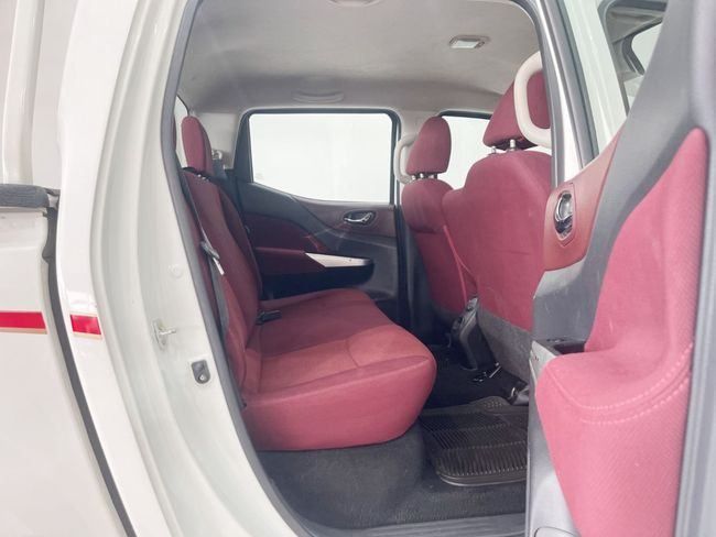 Used Nissan Navara (Frontier) IV (D23), 2.5 l, 2016 in Dubai by Gulf Motors, White color. GCC Specs | AUTO.AE