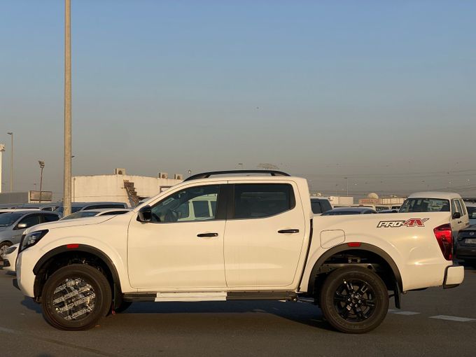 New Nissan Navara (Frontier) IV (D23), 2.5 l, 2025 in Dubai by MENAMOTORS, White color. Other | AUTO.AE