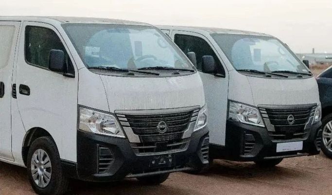 New Nissan NV350 Caravan I Facelift, 2.5 l, 2023 in Dubai by Mohamed Hakim Motors, White color. GCC Specs | AUTO.AE