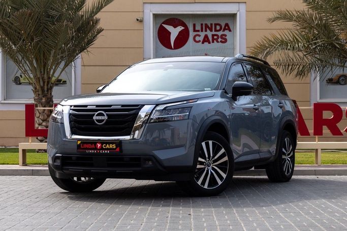 Used Nissan Pathfinder V, 3.5 l, 2024 in Dubai by Linda Cars, Grey color. GCC Specs | AUTO.AE