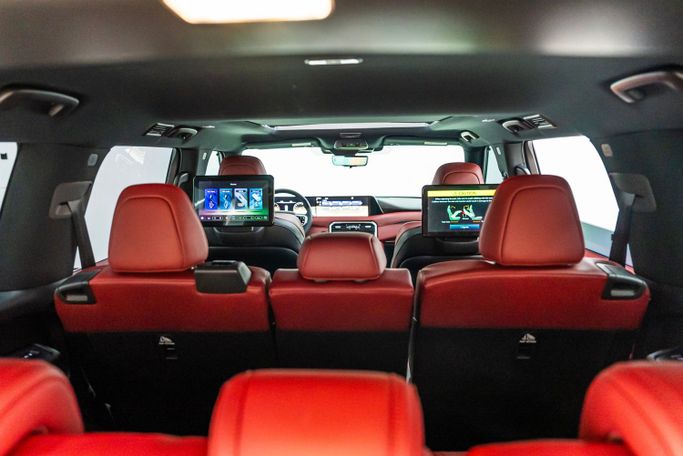 Nissan Patrol VI (Y62) Рестайлинг 2, 2025 внедорожник 5 дв. бизнес класса в Дубае от POF RENTAL зеленый цвет | AUTO.AE