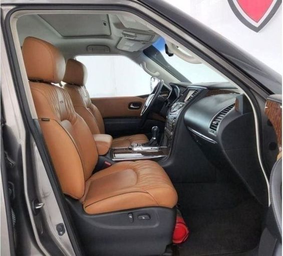Подержанный Nissan Patrol VI (Y62) Рестайлинг, 5.6 л, 2016 в Дубае от Gulf Motors Коричневый цвет. GCC | AUTO.AE