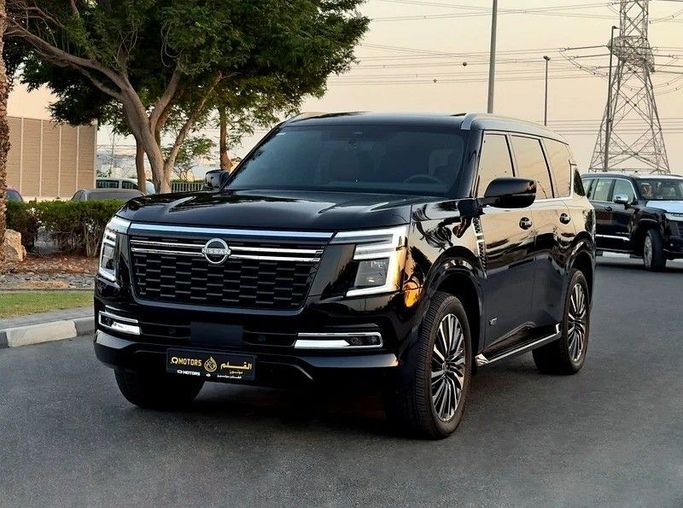 Подержанный Nissan Patrol VII (Y63), 3.5 л, 2025 в Дубае от Q Motors Черный цвет. GCC | AUTO.AE