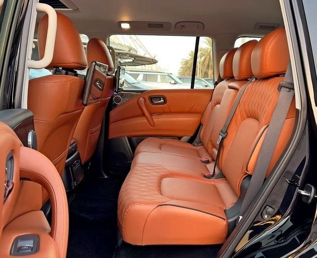 Used Nissan Patrol VI (Y62) Facelift 2, 4.0 l, 2023 in Dubai by Q Motors, Black color. GCC Specs | AUTO.AE