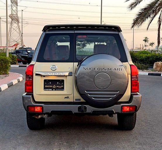 Used Nissan Patrol V (Y61) Facelift, 4.8 l, 2024 in Dubai by Q Motors, Beige color. GCC Specs | AUTO.AE