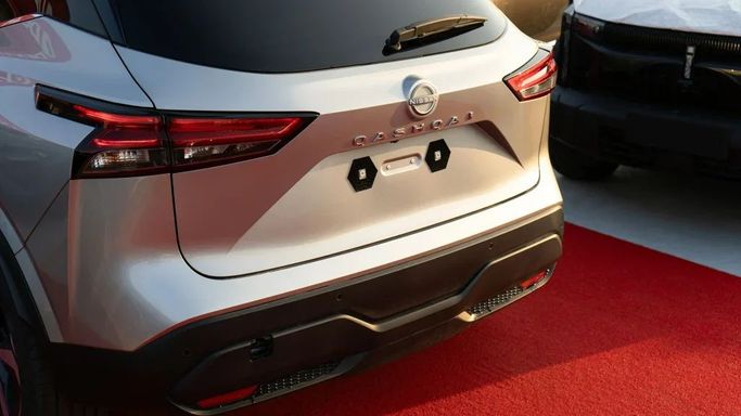 Новый Nissan Qashqai III, 1.3 л, 2023 в Дубае от TRADEX FRANCE MOTORS Серебристый цвет. Other | AUTO.AE