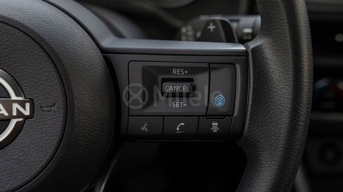 Used Nissan Rogue III Facelift, 1.5 l, 2024 in Dubai by Milele, Silver color. Other | AUTO.AE