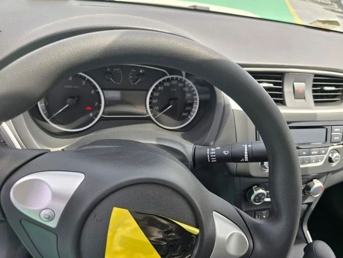 Новый Nissan Sentra VIII (B18), 2.0 л, 2024 в Дубае от Mohamed Hakim Motors Белый цвет. Китайская | AUTO.AE