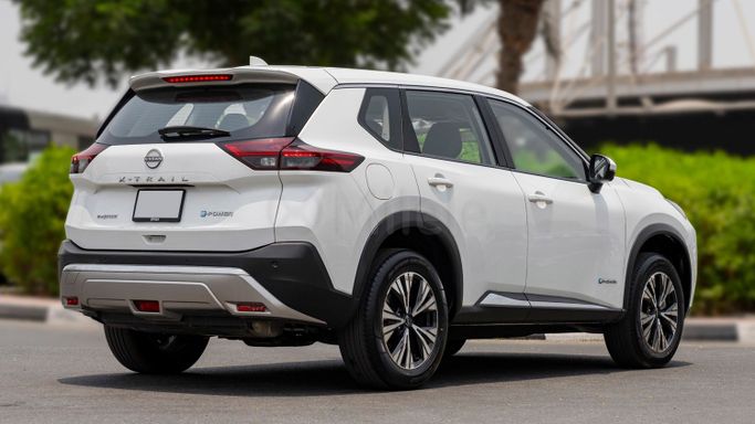 Новый Nissan X-Trail IV, 1.5 л, 2023 в Дубае от Milele Белый цвет. Other | AUTO.AE