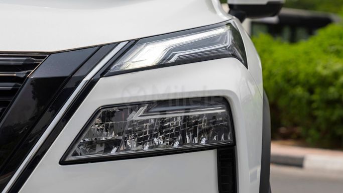 Новый Nissan X-Trail IV, 1.5 л, 2023 в Дубае от Milele Белый цвет. Other | AUTO.AE