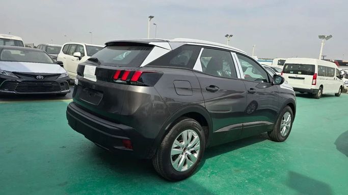 Новый Peugeot 3008 II Рестайлинг, 1.6 л, 2025 в Дубае от Mohamed Hakim Motors Серый цвет. GCC | AUTO.AE