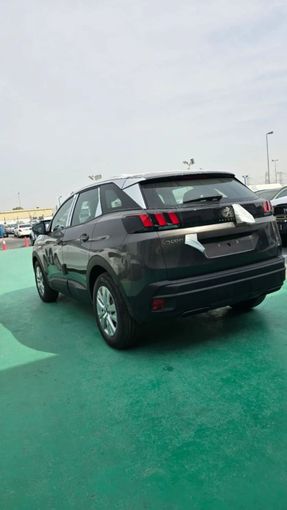 Новый Peugeot 3008 II Рестайлинг, 1.6 л, 2025 в Дубае от Mohamed Hakim Motors Серый цвет. GCC | AUTO.AE