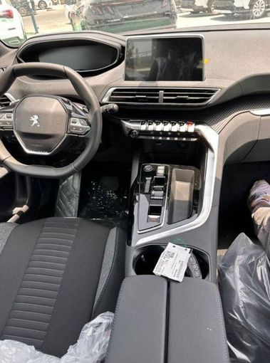 Новый Peugeot 3008 II Рестайлинг, 1.6 л, 2025 в Дубае от Mohamed Hakim Motors Белый цвет. GCC | AUTO.AE
