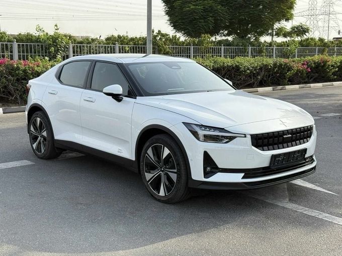 Подержанный Polestar 2, 2024 в Дубае от Royal Motors Белый цвет. GCC | AUTO.AE