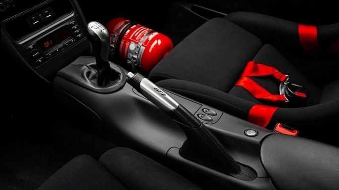 Used Porsche 911 GT2 996, 3.6 l, 2002 in Dubai by Al Ain Class Motors, Red color. European Specs | AUTO.AE
