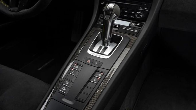Подержанный Porsche 911 GT2 991, 3.8 л, 2019 в Дубае от Al Ain Class Motors Серый цвет. GCC | AUTO.AE
