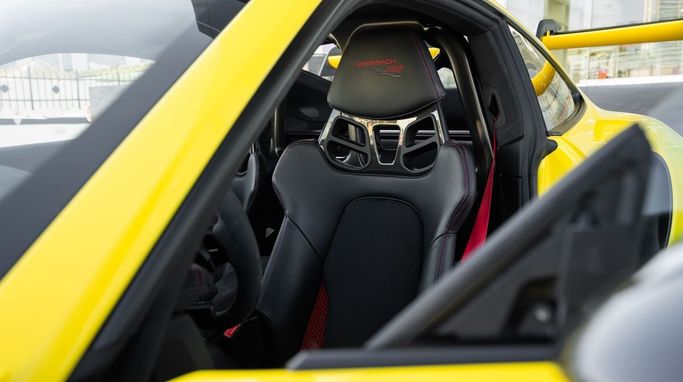 Porsche 911 GT3 RS 992, 2024 رياضي كوبيه rs للتأجير في في دبي من DEIZ، اللون أصفر | AUTO.AE