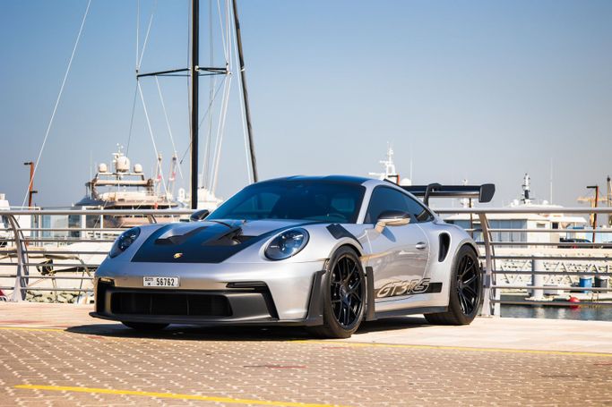Porsche 911 GT3 RS 992, 2024 رياضي كوبيه rs للإيجار في في دبي من POF RENTAL، اللون رمادي | AUTO.AE