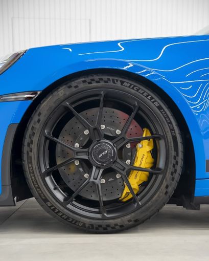 Used Porsche 911 GT3 992, 4.0 l, 2022 in Dubai by GCC Super Motors, Blue color. GCC Specs | AUTO.AE
