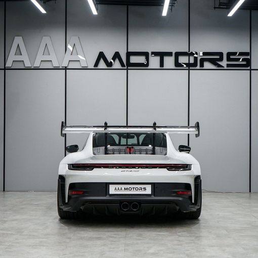 Подержанный Porsche 911 GT3 RS 992, 4.0 л, 2024 в Дубае от AAA Motors Белый цвет. GCC | AUTO.AE