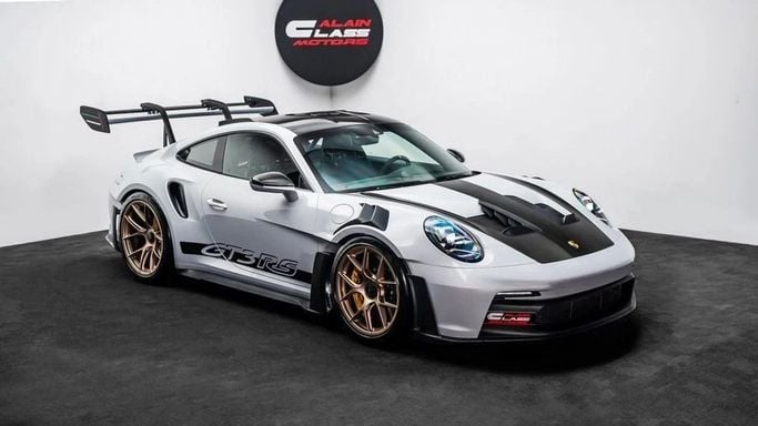 Подержанный Porsche 911 GT3 RS 992, 4.0 л, 2024 в Дубае от Al Ain Class Motors Серый цвет. GCC | AUTO.AE
