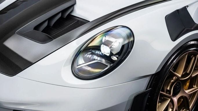 Подержанный Porsche 911 GT3 RS 992, 4.0 л, 2024 в Дубае от Al Ain Class Motors Серый цвет. GCC | AUTO.AE