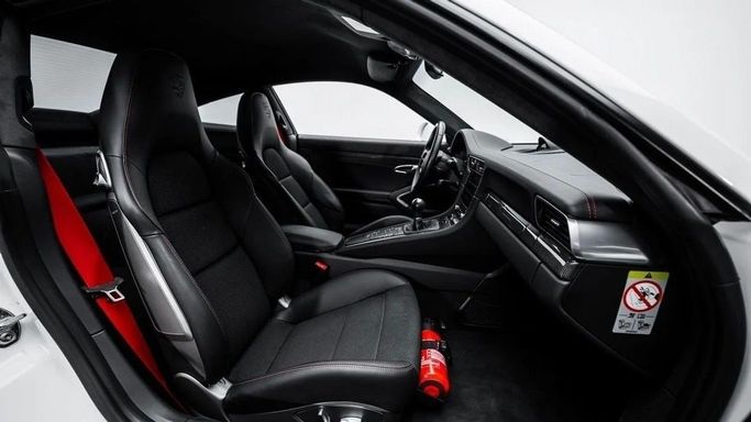 Used Porsche 911 GT3 Touring 991 Facelift, 4.0 l, 2018 in Dubai by Al Ain Class Motors, White color. GCC Specs | AUTO.AE