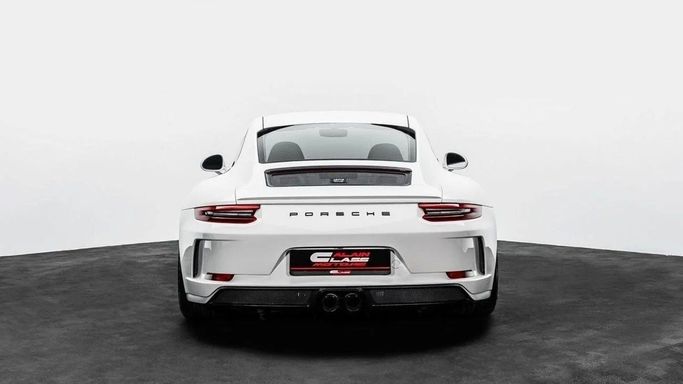 Used Porsche 911 GT3 Touring 991 Facelift, 4.0 l, 2018 in Dubai by Al Ain Class Motors, White color. GCC Specs | AUTO.AE
